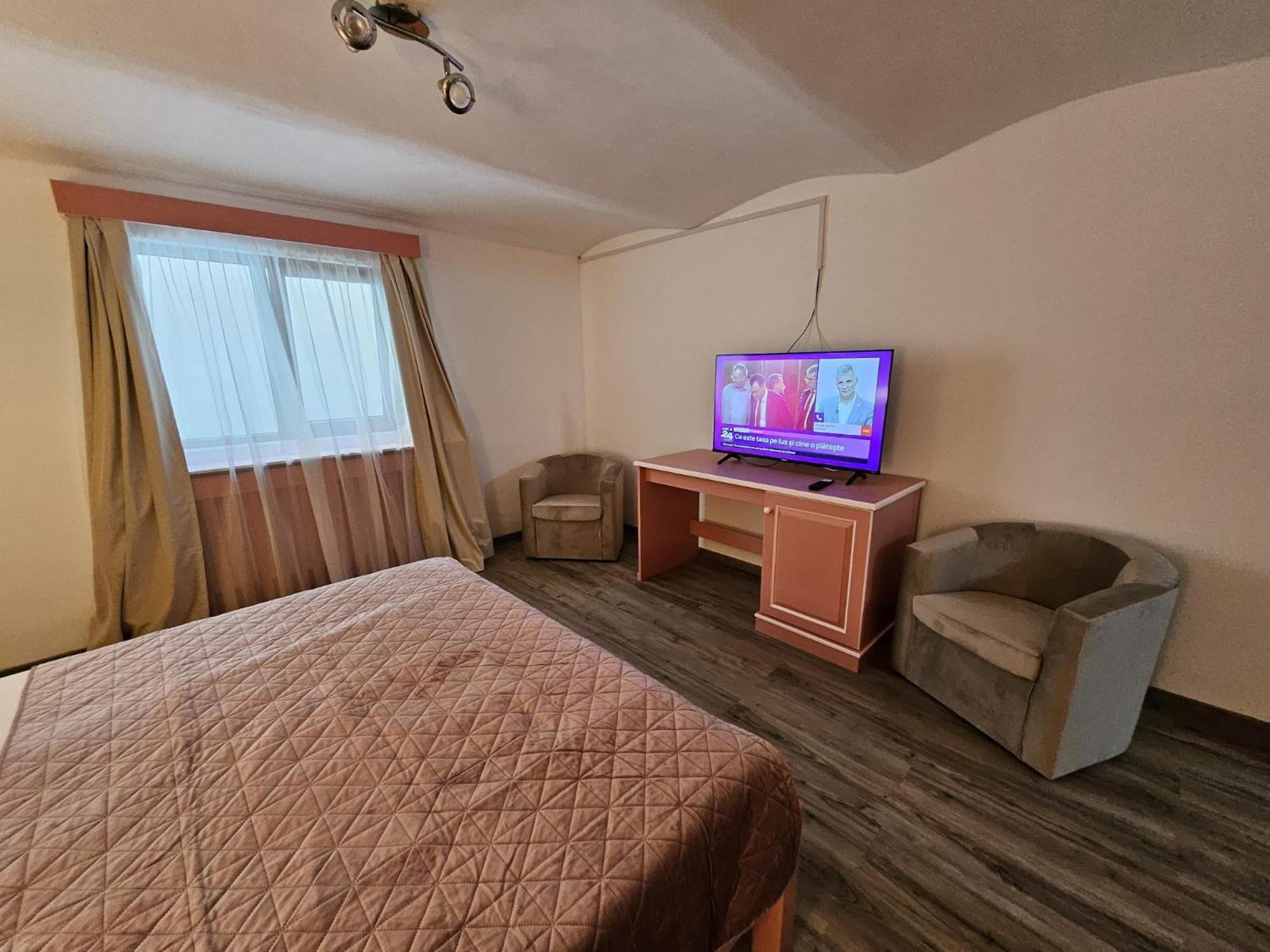 Casa Raduly - Apartament Demisol シビウ エクステリア 写真